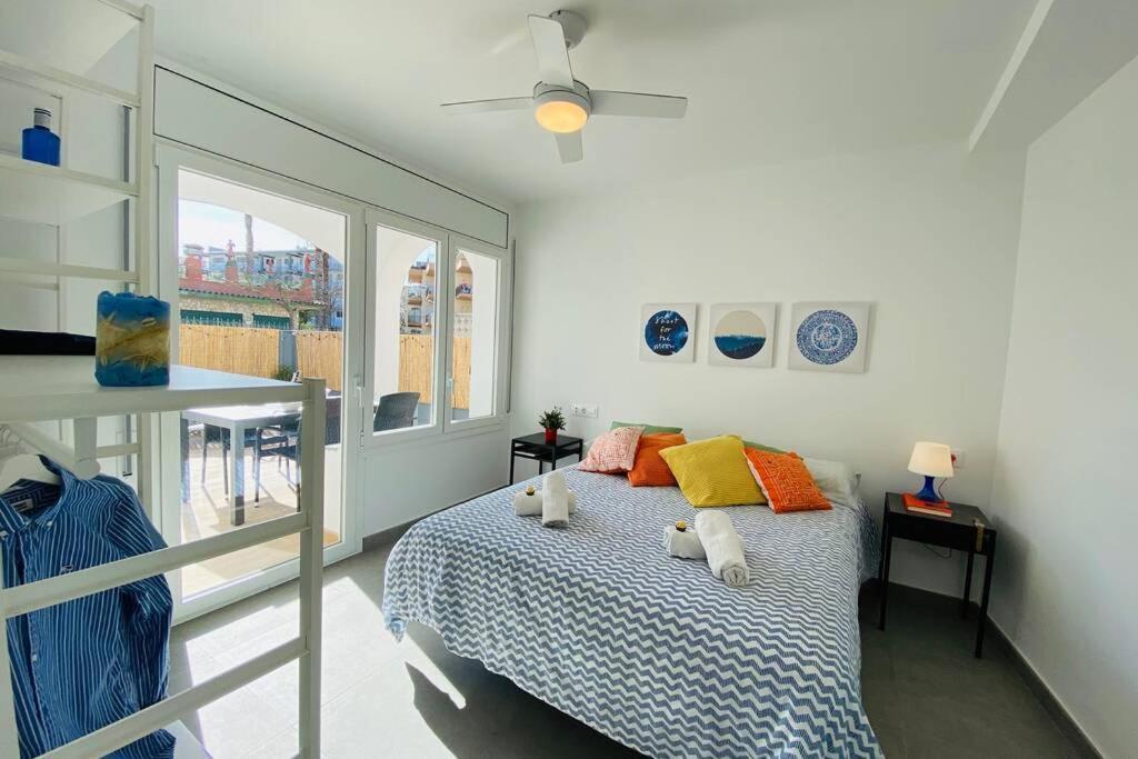 70 M2, Apartamento Cerca De La Playa, Apto Minusvalidos. Ρόζες Εξωτερικό φωτογραφία
