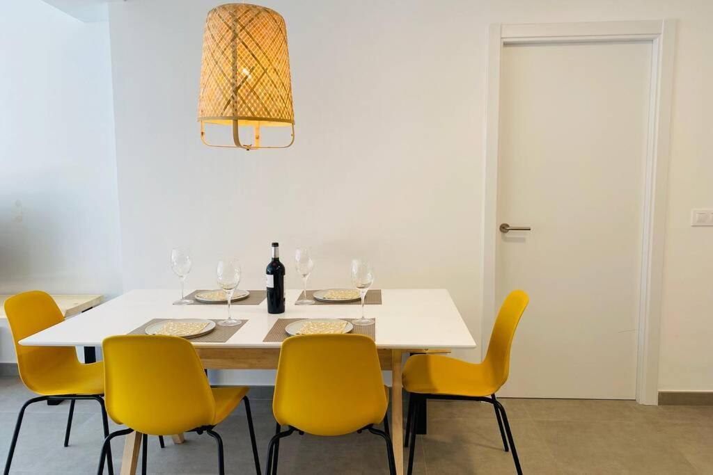 70 M2, Apartamento Cerca De La Playa, Apto Minusvalidos. Ρόζες Εξωτερικό φωτογραφία