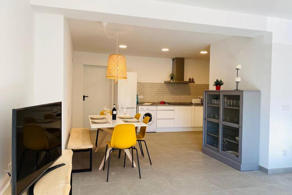 70 M2, Apartamento Cerca De La Playa, Apto Minusvalidos. Ρόζες Εξωτερικό φωτογραφία
