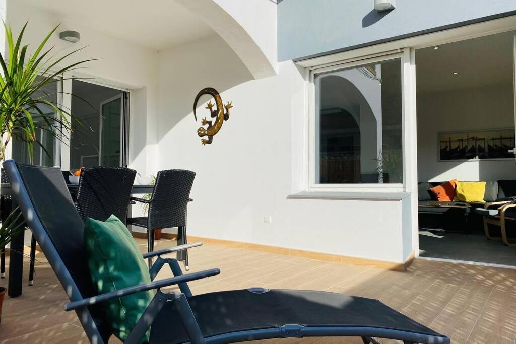 70 M2, Apartamento Cerca De La Playa, Apto Minusvalidos. Ρόζες Εξωτερικό φωτογραφία